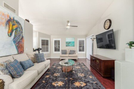 Entire Home in Phoenix, Arizona- Desert Ridge Neighborhood